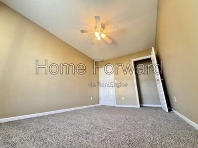 3-Bedroom with 2.5 Baths in Coveted Nicholasville Location – 216 Bass Pond Glen! property image