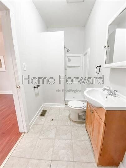 Campus Property leasing from 10/01/2026 to 07/31/2027! property image