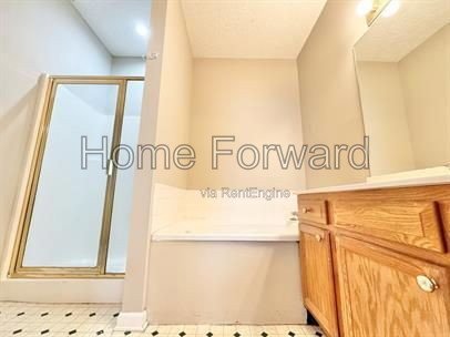 3 Bed 2 Bath open floor plan home in Lexington! property image