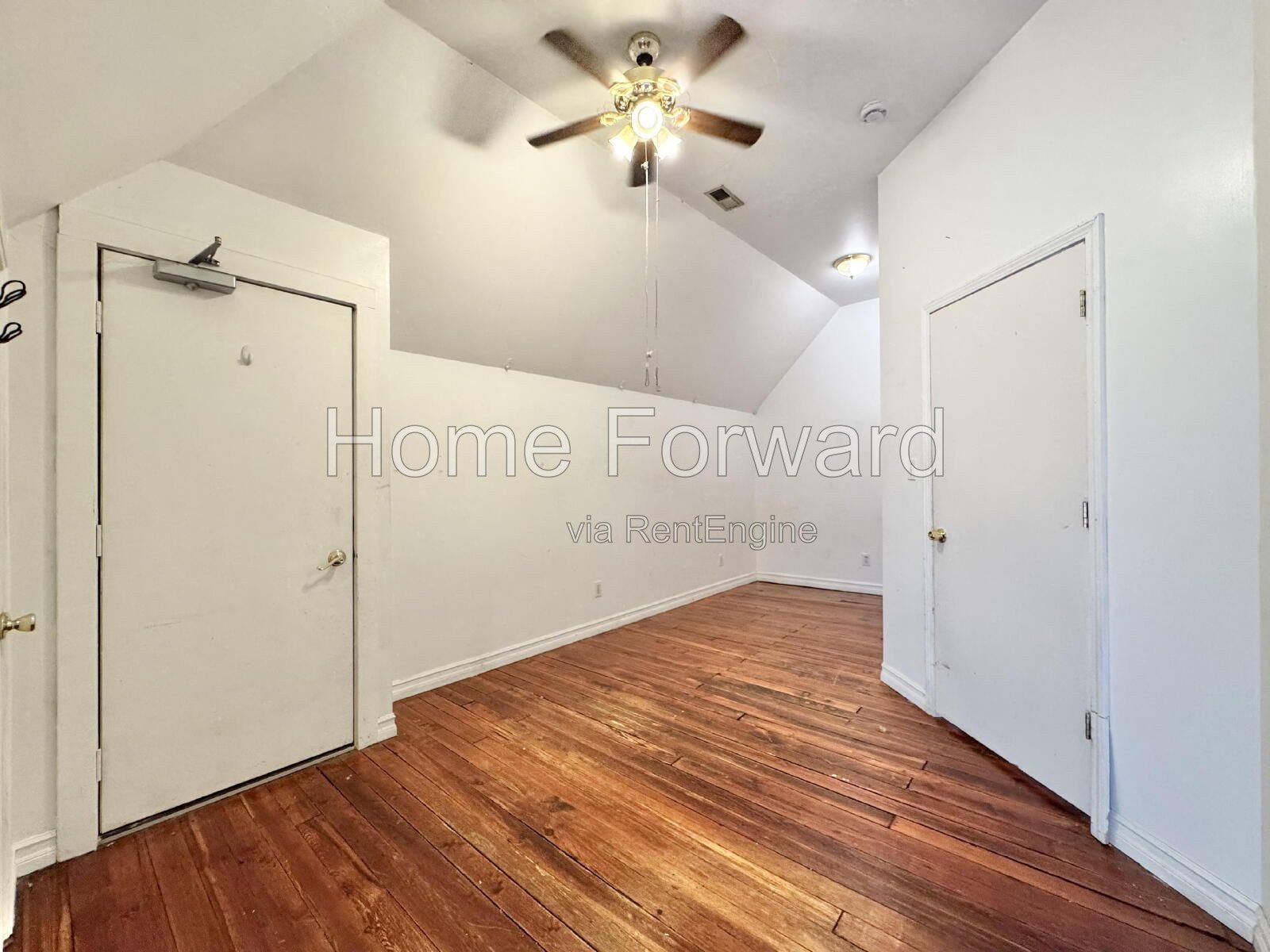 5 bed and 2 full bath home is within walking distance of downtown campus. property image