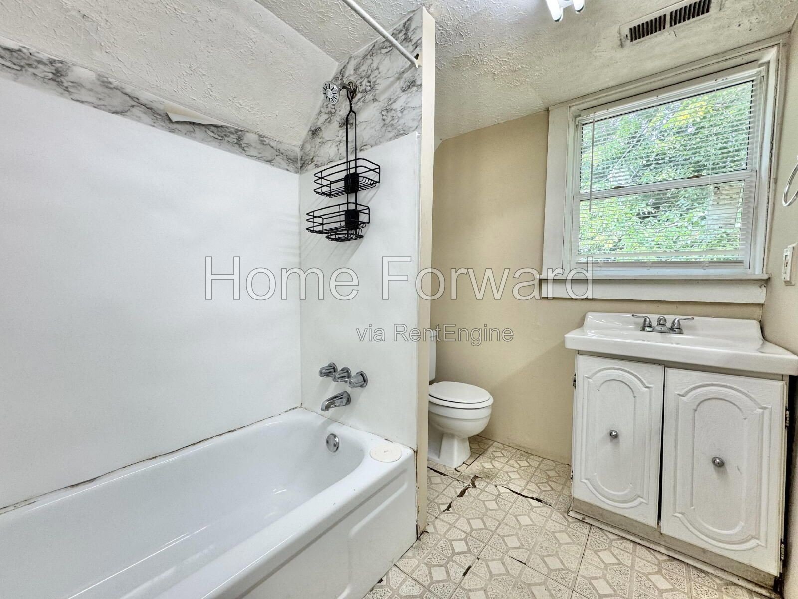 5 bed and 2 full bath home is within walking distance of downtown campus. property image