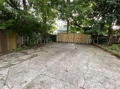 5 bed and 2 full bath home is within walking distance of downtown campus. property image