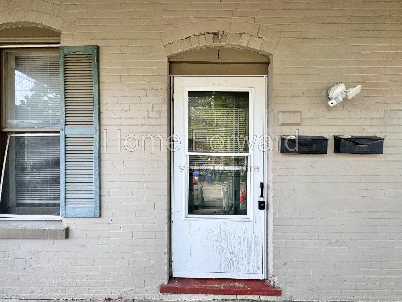Campus Property leasing from 08/06/2027 - 08/02/2028! property image