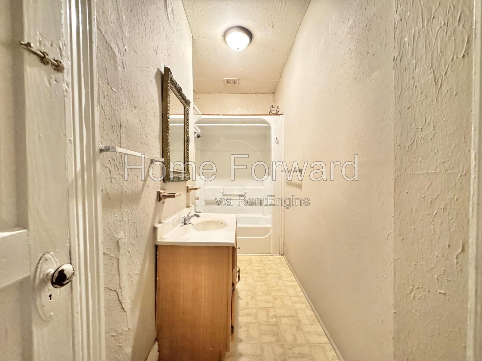 Campus Property leasing from 08/06/2027 - 08/02/2028! property image