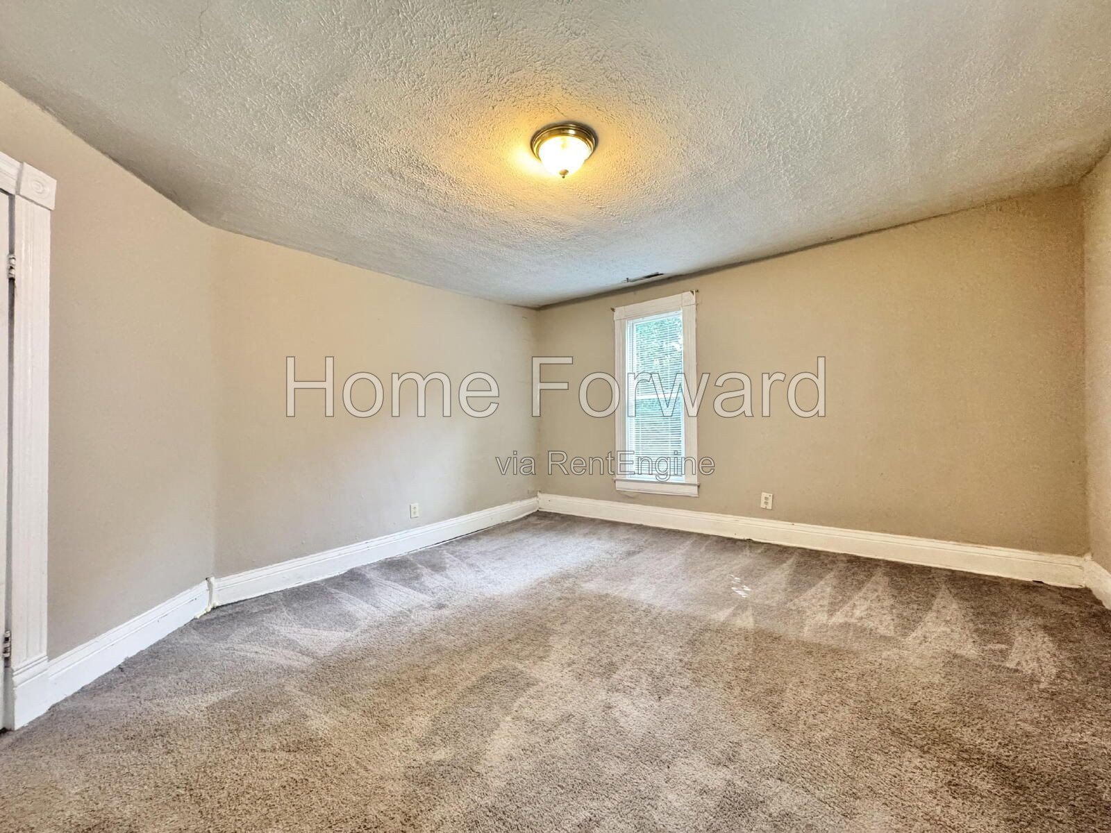 Campus Property leasing from 08/06/2027 - 08/02/2028! property image