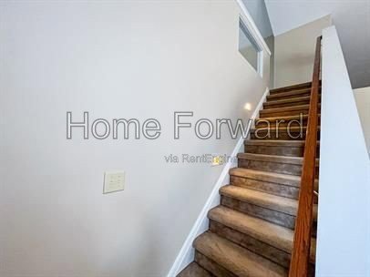 3 bed 3 bath home in Lexington! property image
