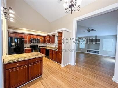 3 bed 3 bath home in Lexington! property image