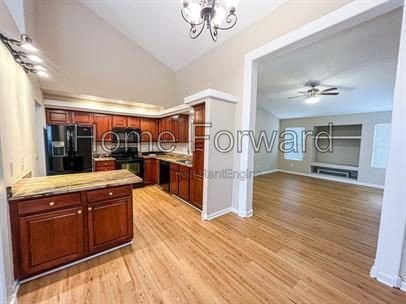 3 bed 3 bath home in Lexington! property image