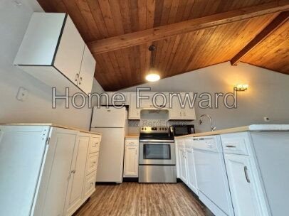 3167 Yellowstone Pkwy property image