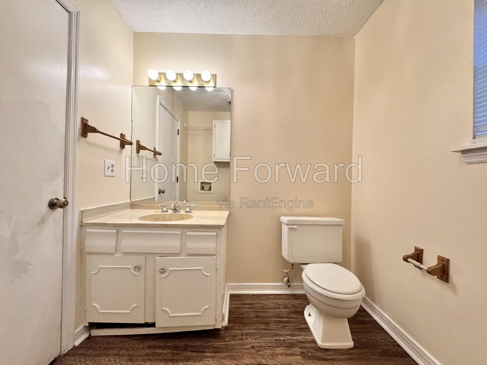 Nestled in the heart of Lexington, just a short distance from campus and the best local spots. property image
