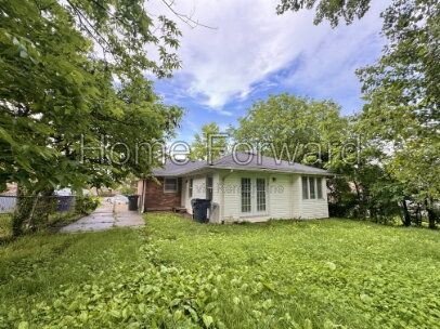 Single story ranch home! property image
