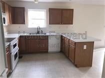 4 bedroom 2.1 bath in Winchester! property image