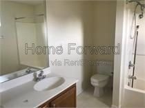 4 bedroom 2.1 bath in Winchester! property image