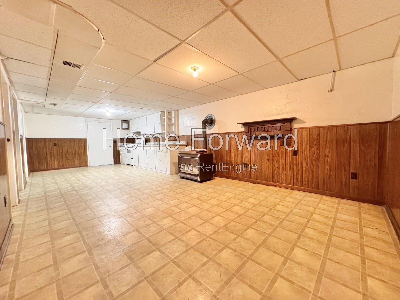 4 bed Home in Richmond KY - Spacious 1800 Sq Ft with 2 Full Baths at 107 North Robbins Court! property image