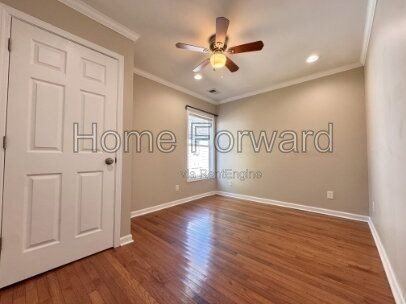 212 E 7th St property image