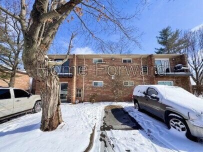 2045 Cambridge Dr property image