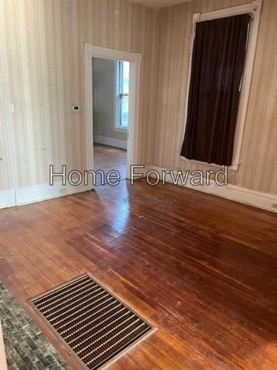 Spacious 2 Bedroom in Downtown Paris! property image