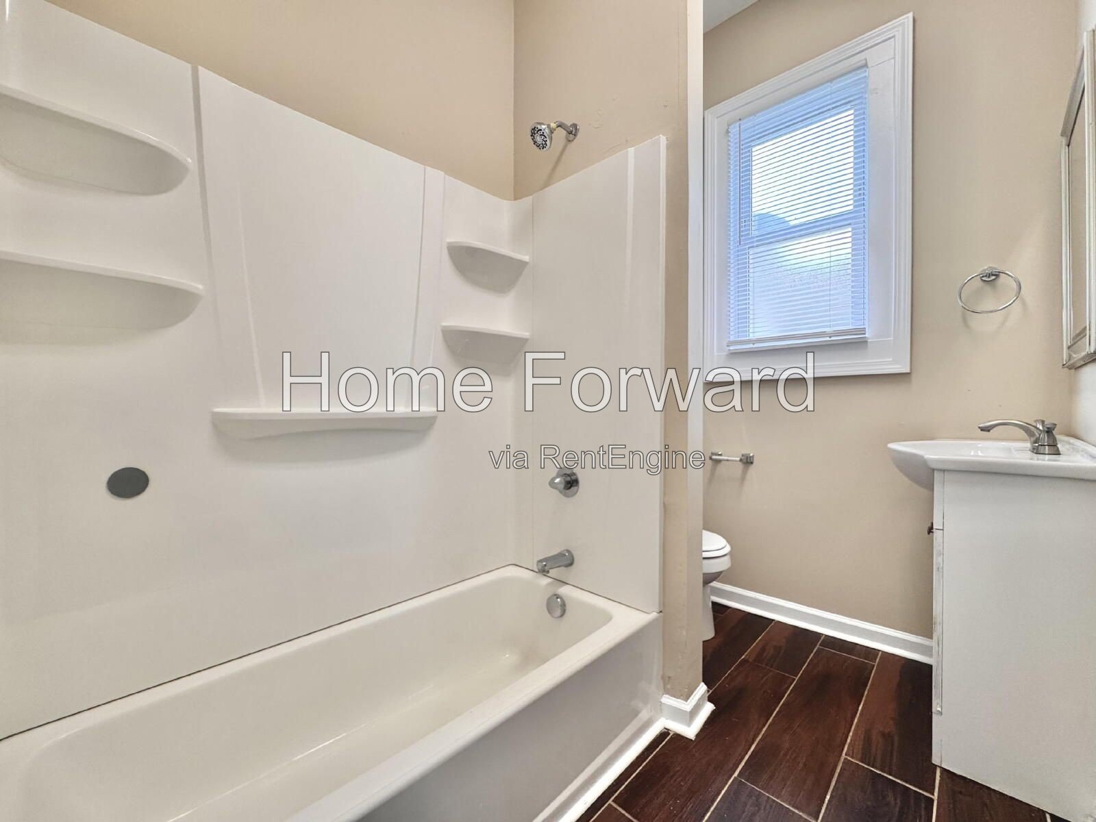 Duplex in Historic Downtown Paris, KY property image