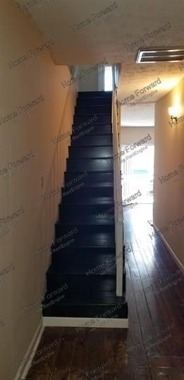 Spacious 3 bedroom with Downtown Character and Location! property image