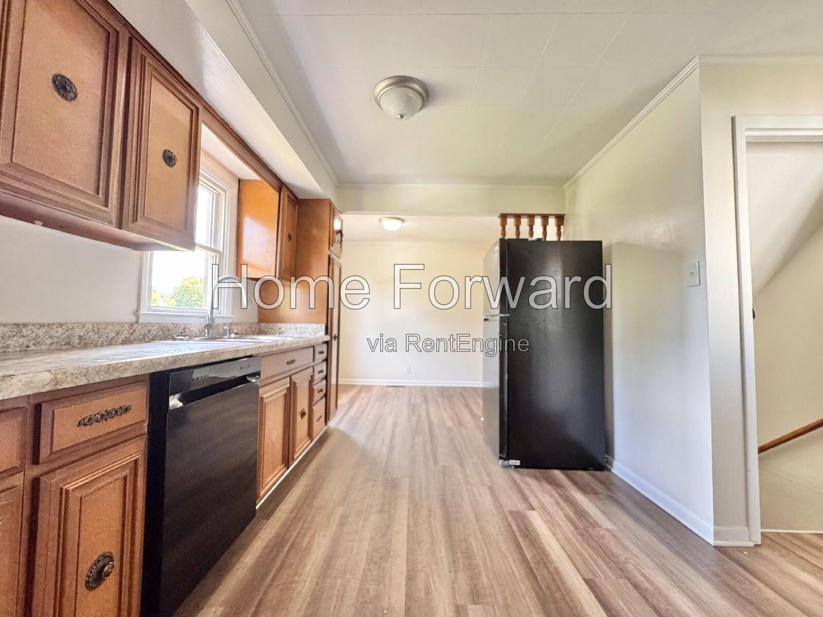 4 bed Home in Richmond KY - Spacious 1800 Sq Ft with 2 Full Baths at 107 North Robbins Court! property image