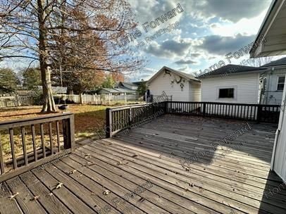3-Bedroom Retreat with 2 Full Baths on 463 Linden Avenue, Harrodsburg - Across the street from the Hospital! property image