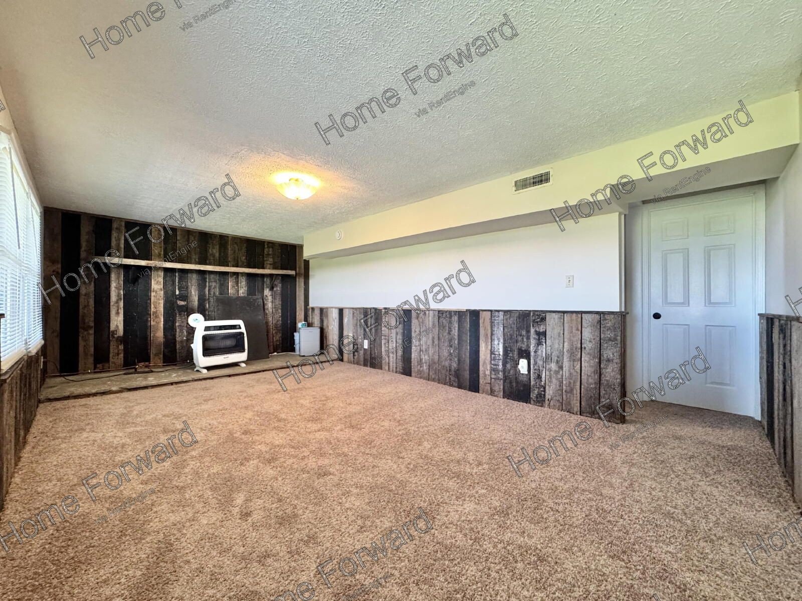 Brick Ranch on Basement on Close to 5 acres! property image