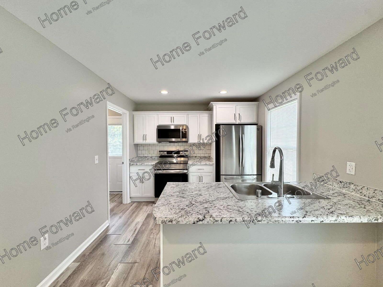 Located off E Main Street - close to downtown Richmond! property image