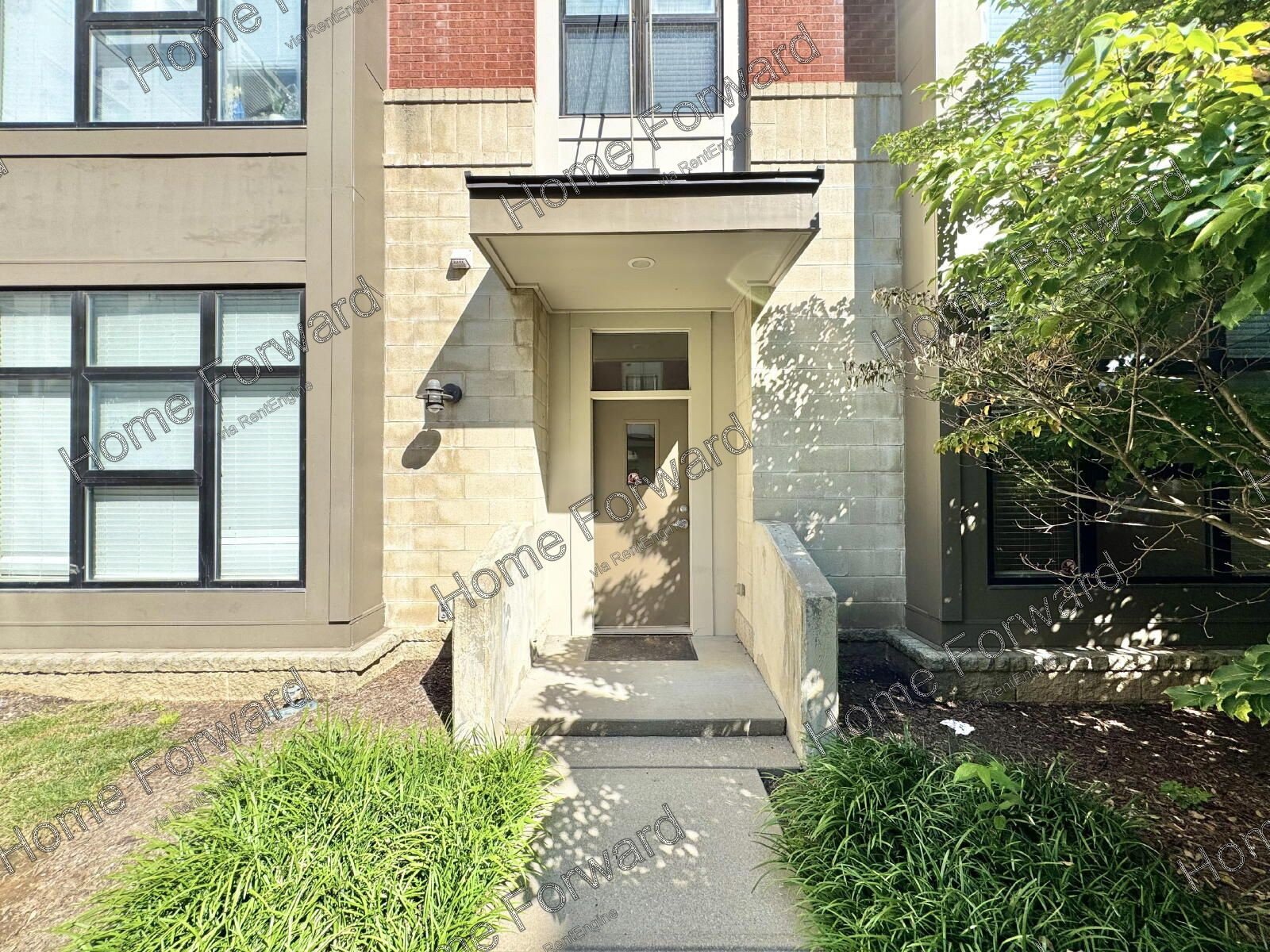 In the Heart of Lexington! Lease dates of August 2026 - July 2027. property image