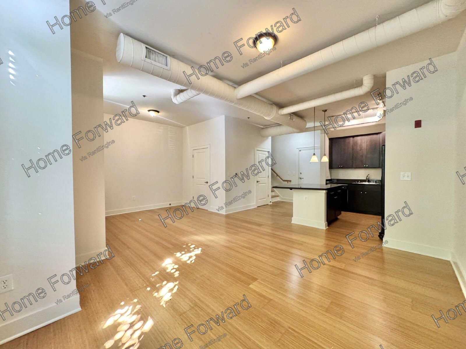 In the Heart of Lexington! Lease dates of August 2026 - July 2027. property image