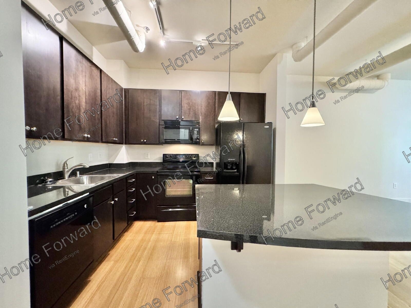 In the Heart of Lexington! Lease dates of August 2026 - July 2027. property image