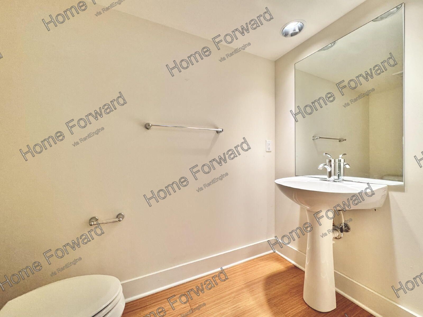 In the Heart of Lexington! Lease dates of August 2026 - July 2027. property image