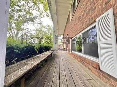 Nestled in the heart of Lexington, just a short distance from campus and the best local spots. property image