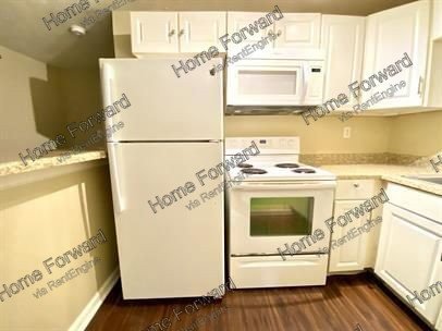 Urban Retreat: Cozy 1-Bedroom Apartment in the Heart of Lexington!