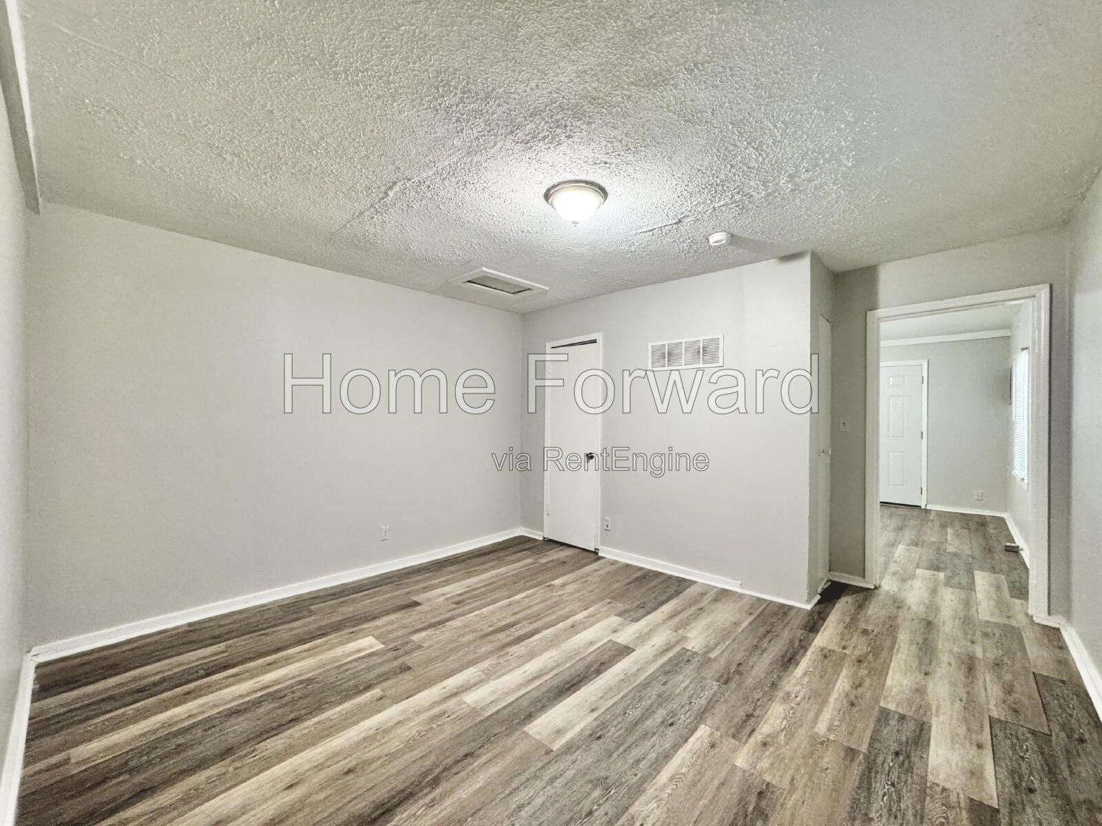 One Level Cozy Living! property image